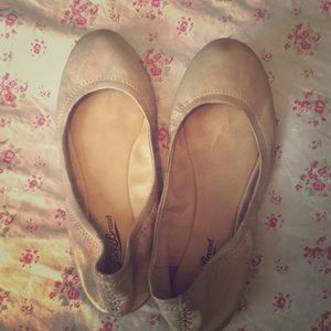Lucky brand flats